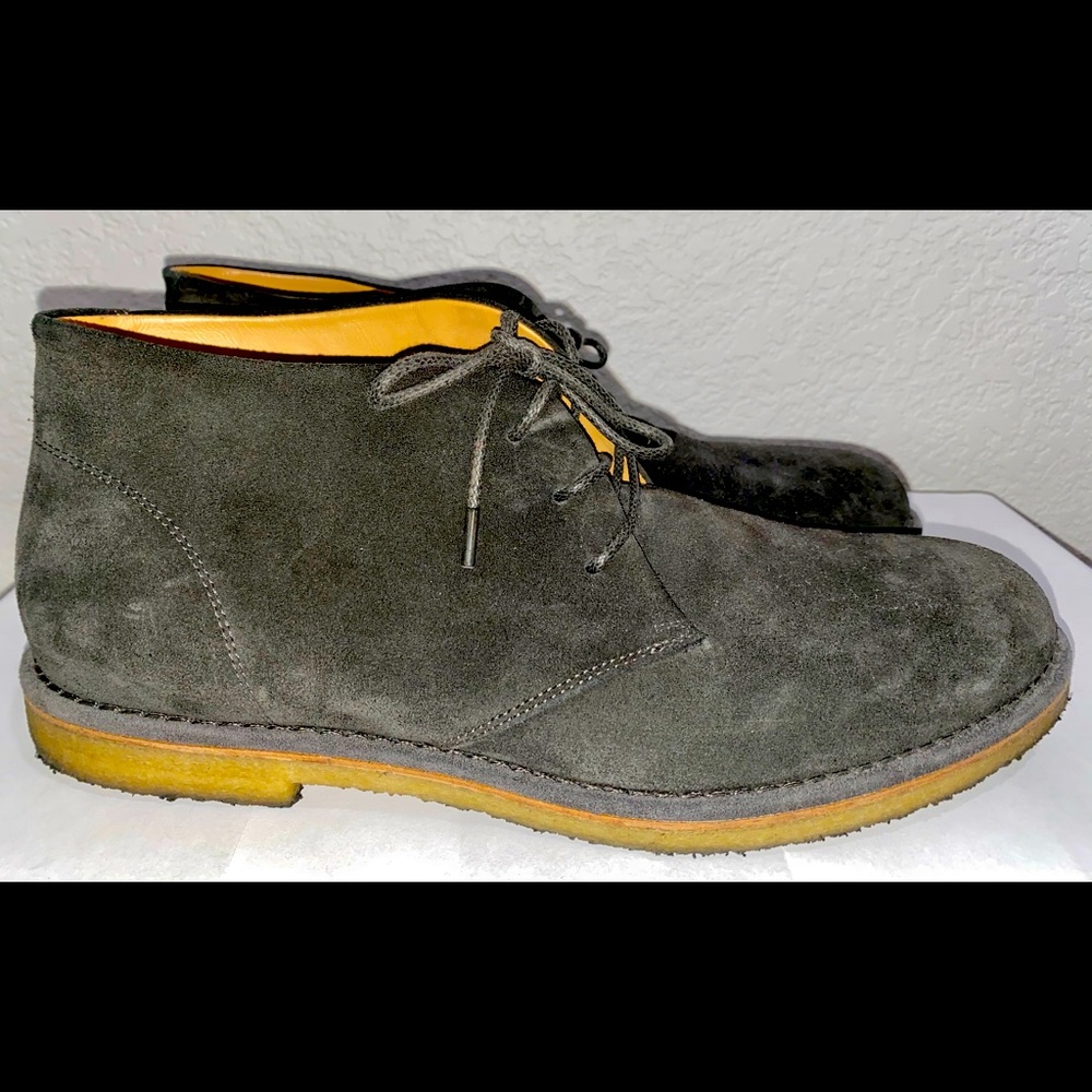 Men’s Vince Scott Chukka Boot Dark Gray size 10.5